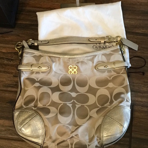 Coach Gold/Khaki Shoulder Bag - Picture 6 of 6